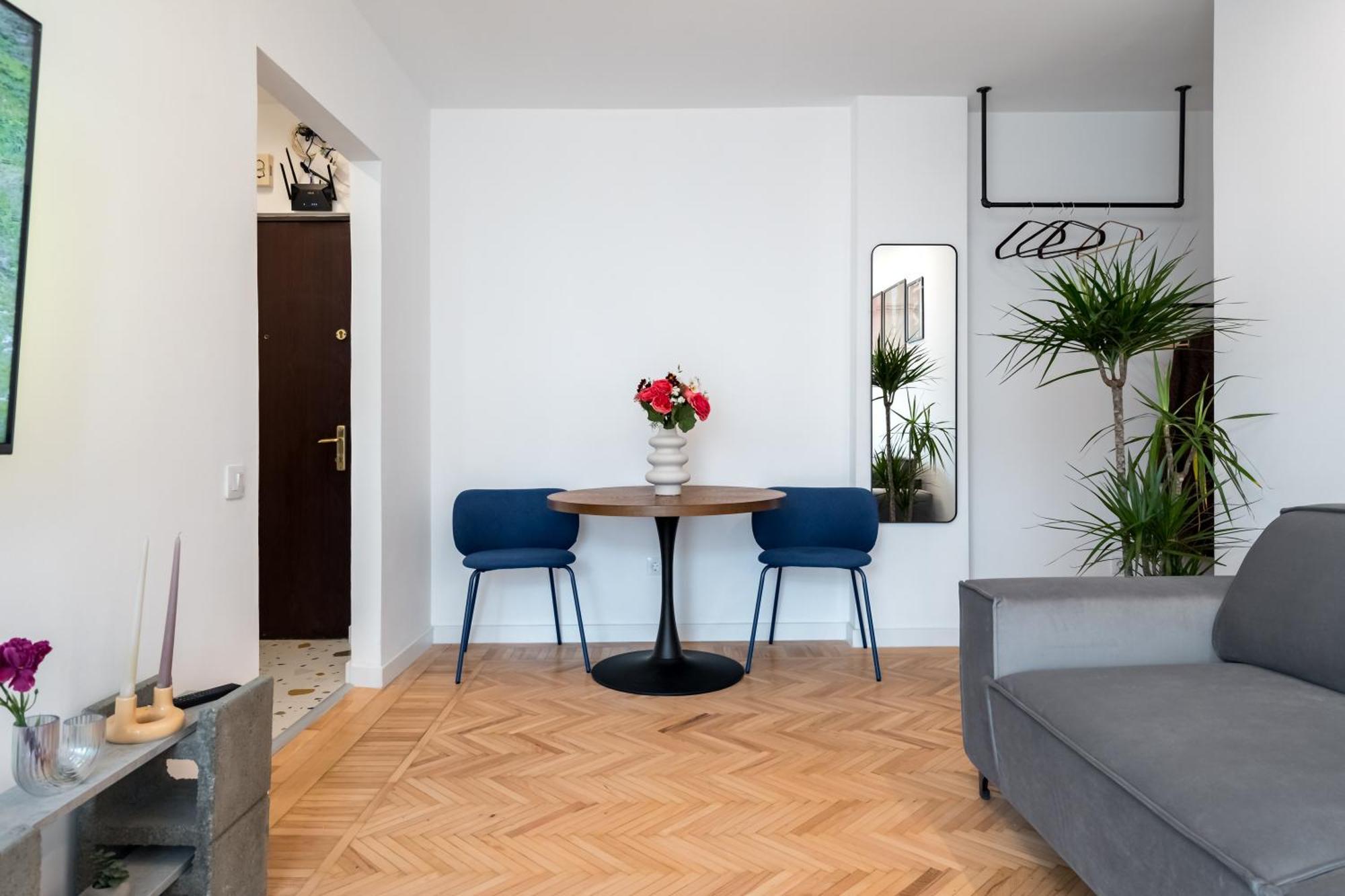Central Aesthetic Apartment Bucureşti Exterior foto