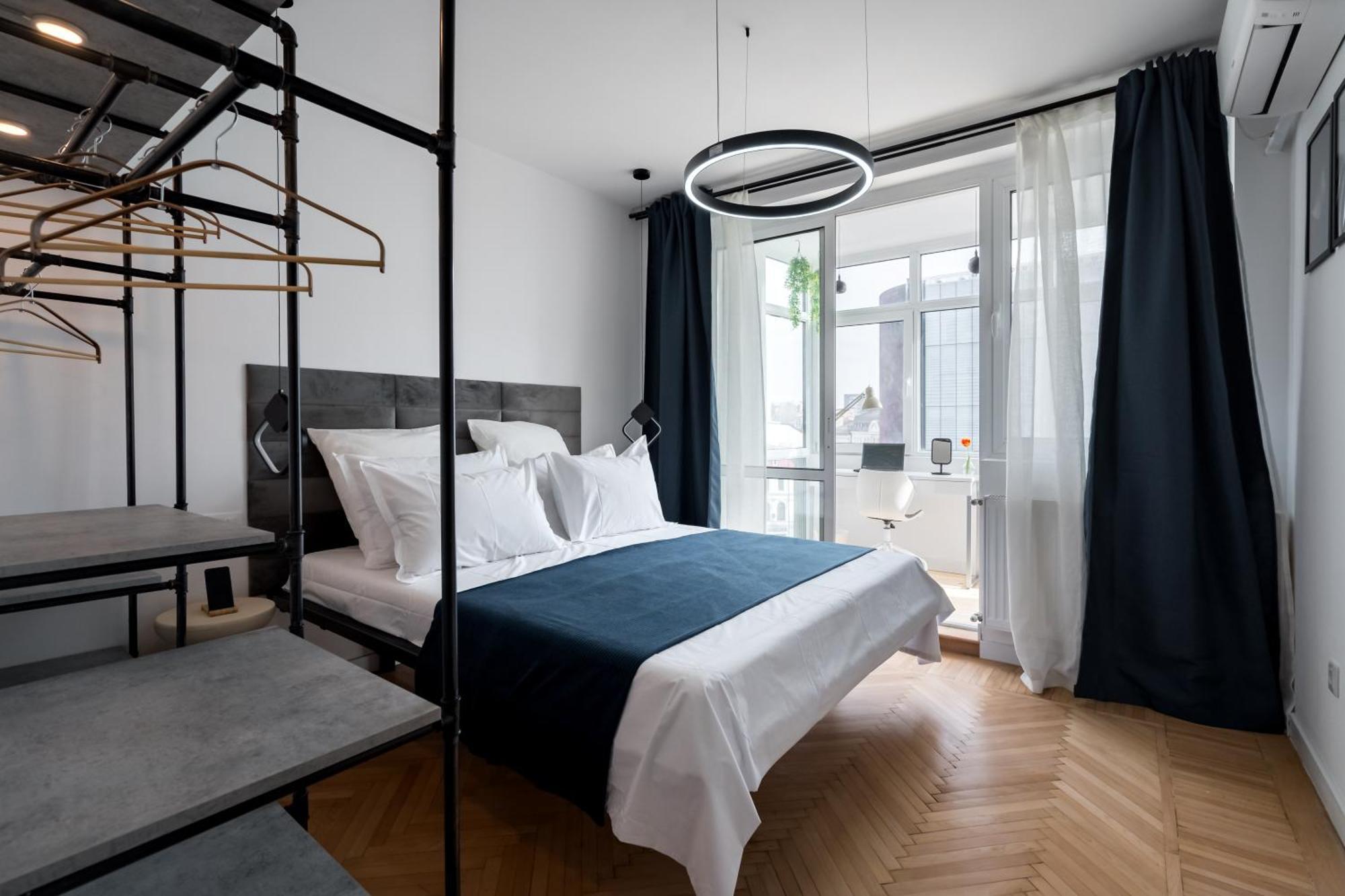 Central Aesthetic Apartment Bucureşti Exterior foto