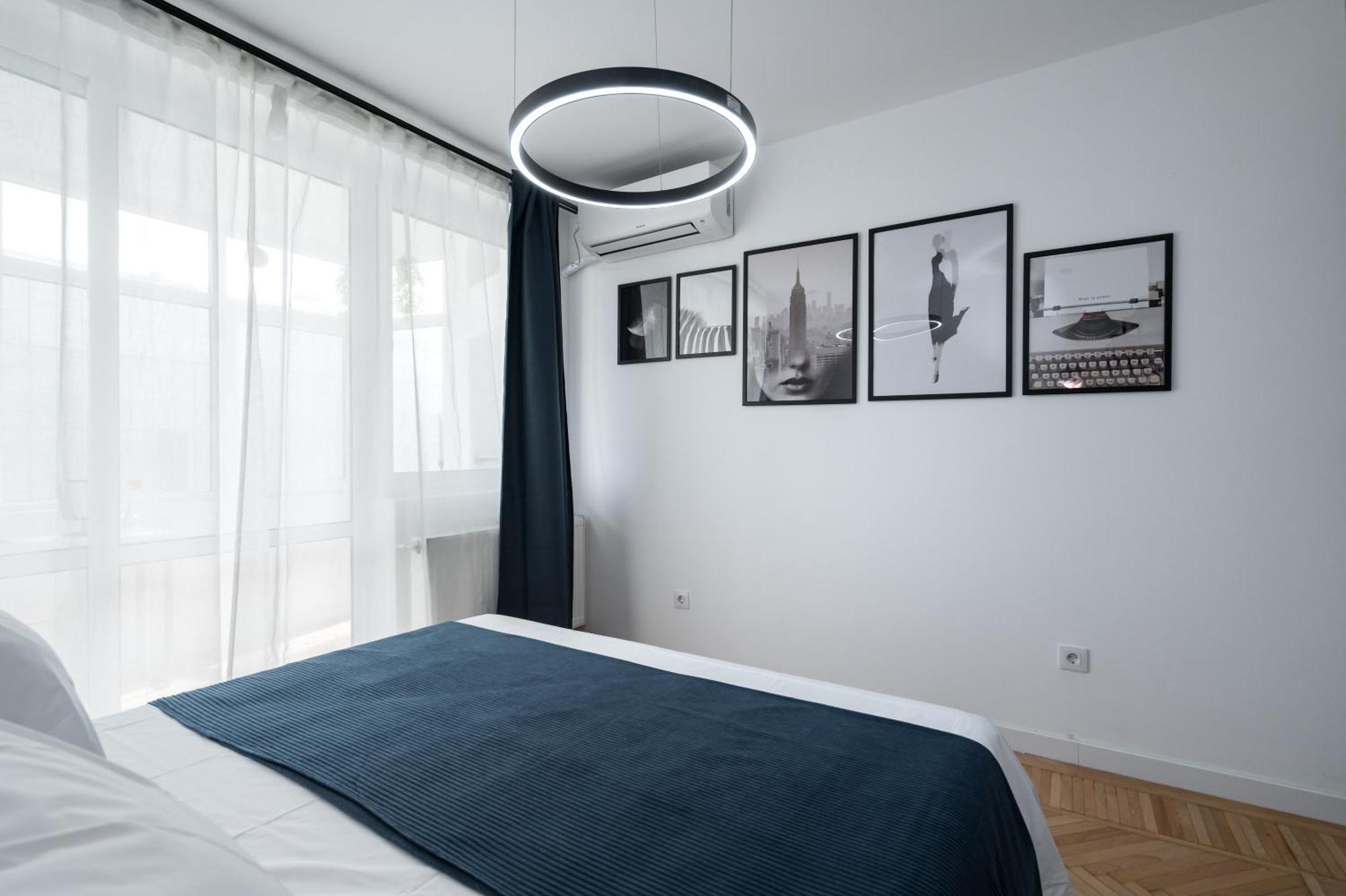 Central Aesthetic Apartment Bucureşti Exterior foto
