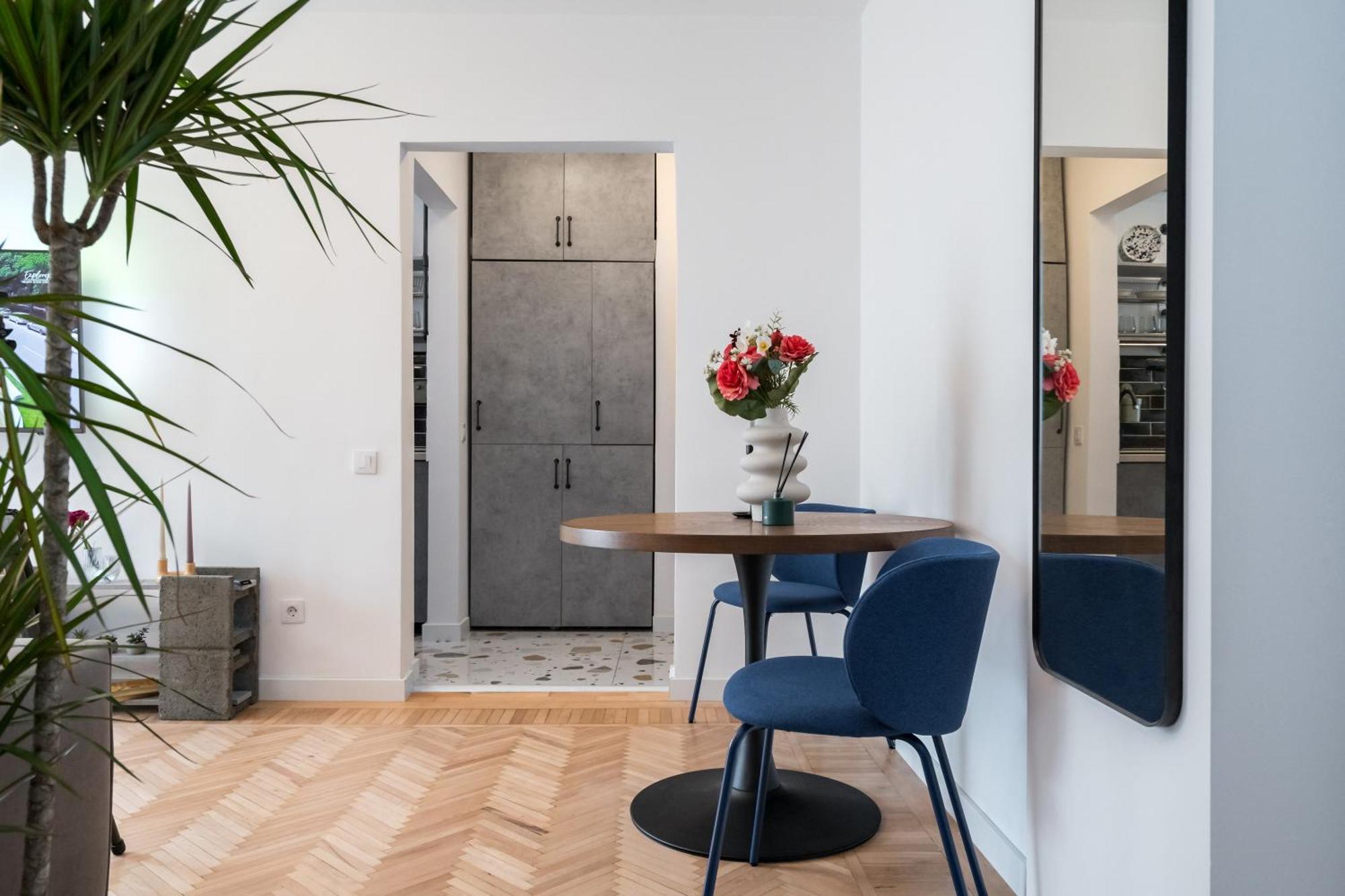 Central Aesthetic Apartment Bucureşti Exterior foto